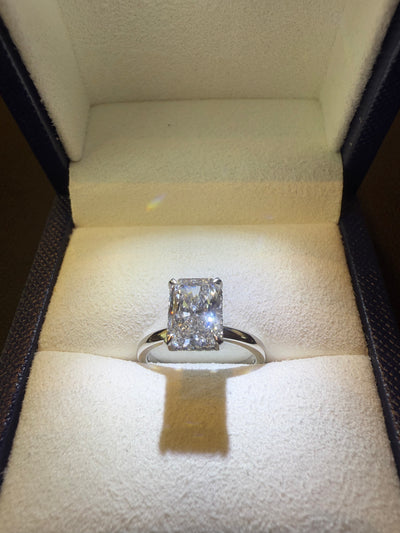 2.00ct Radiant Cut Lab Grown Diamond Engagement Ring