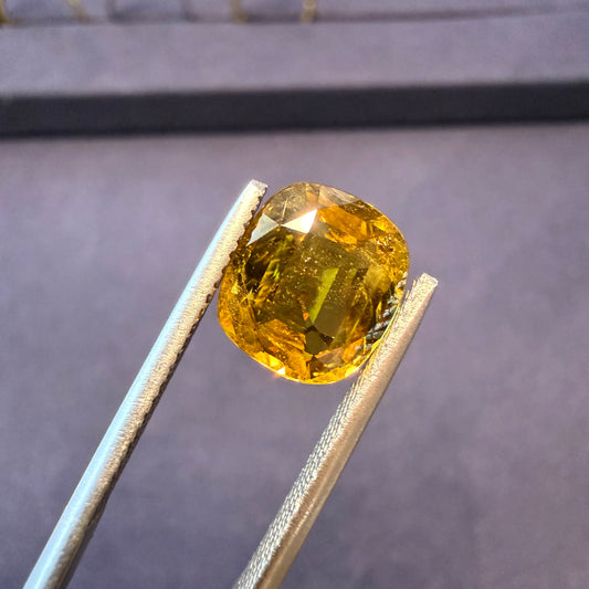 3.95ct Natural Chrysoberyl Alexandrite – Unheated Colour Change Gemstone