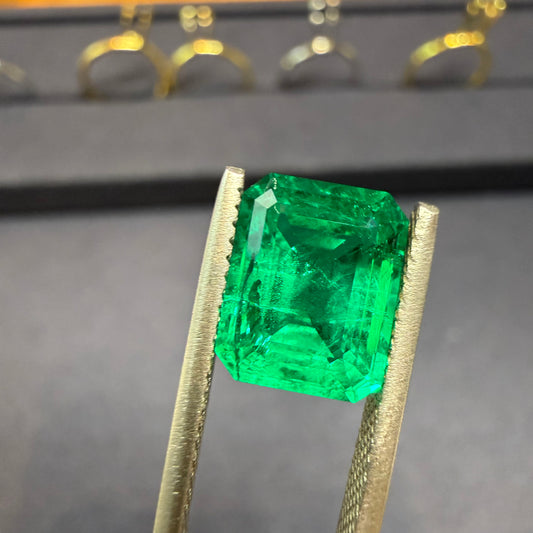 lab grown colombian emerald