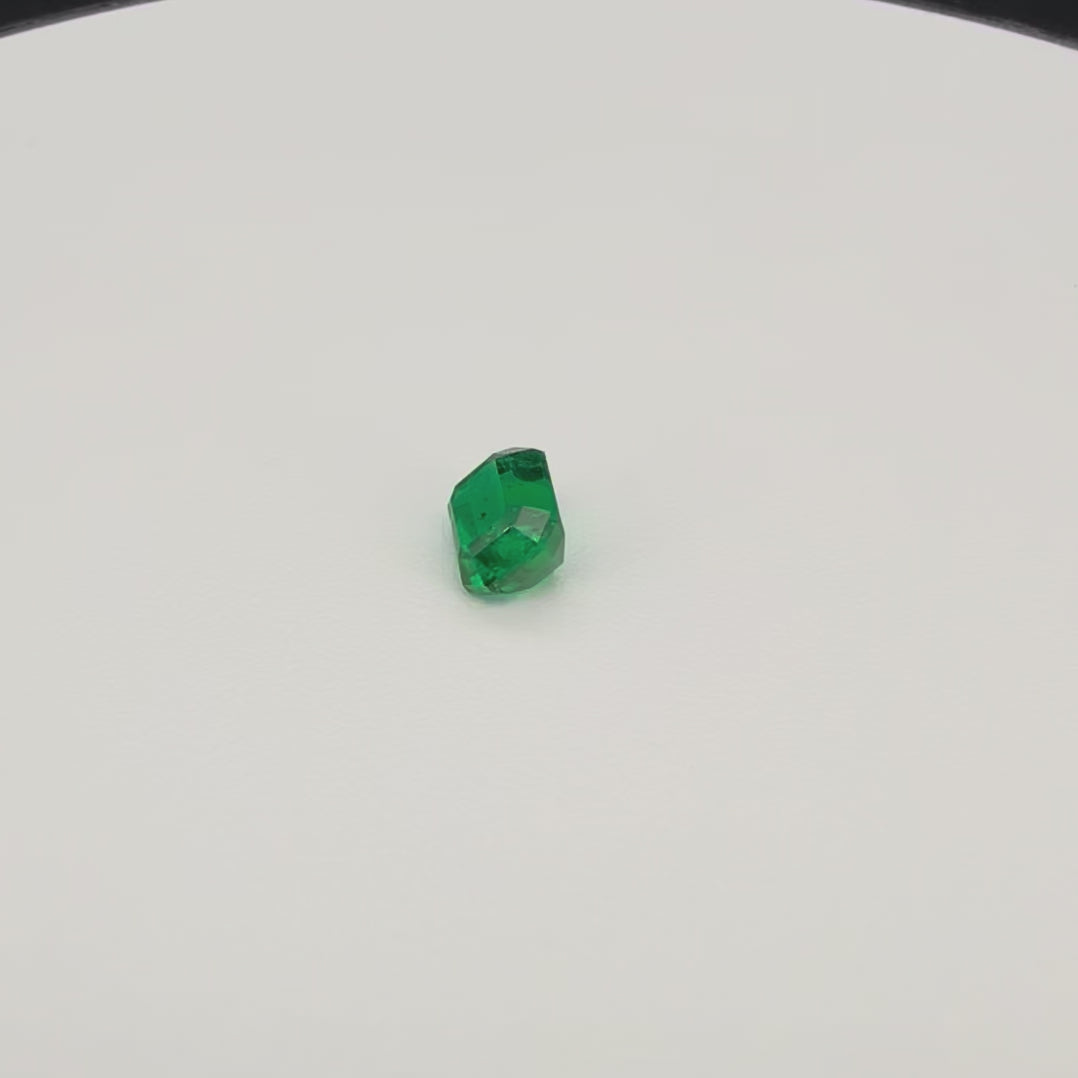 natural vivid green emerald